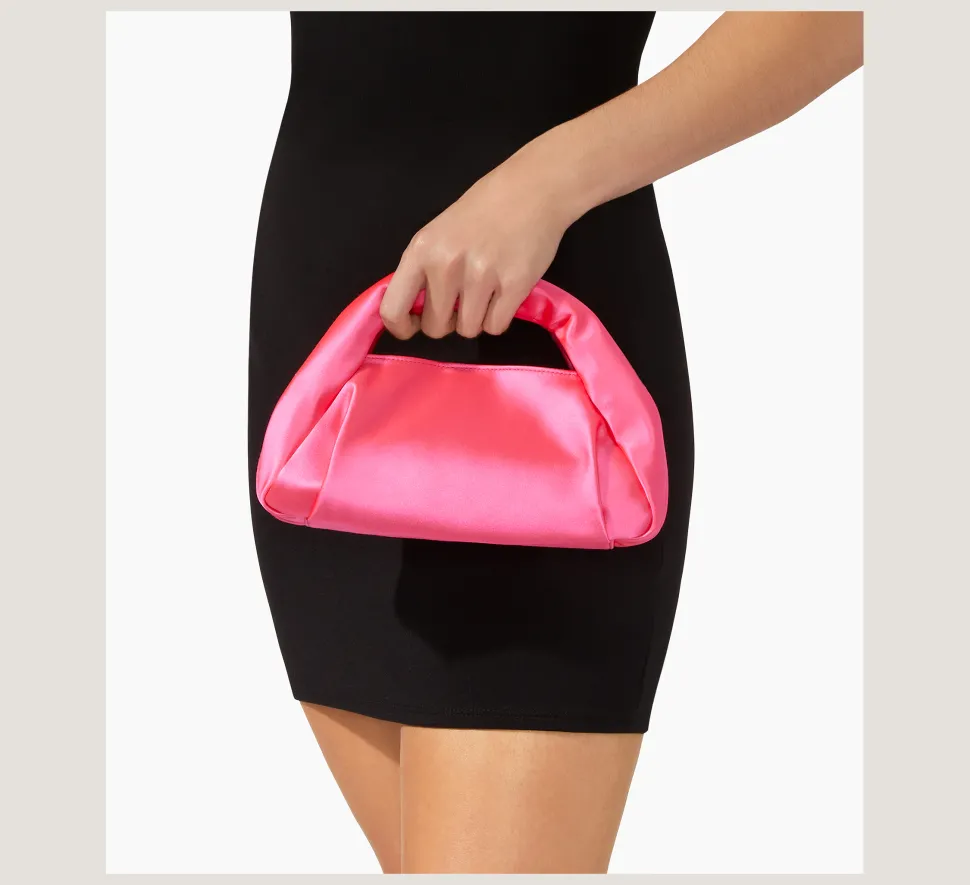 Stuart Weitzman HANDBAGS-CHANGE LOCATION