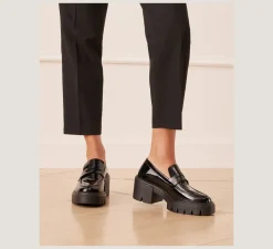 Stuart Weitzman The SW Extended Sizes Collection|Flats & Loafers-CHANGE LOCATION